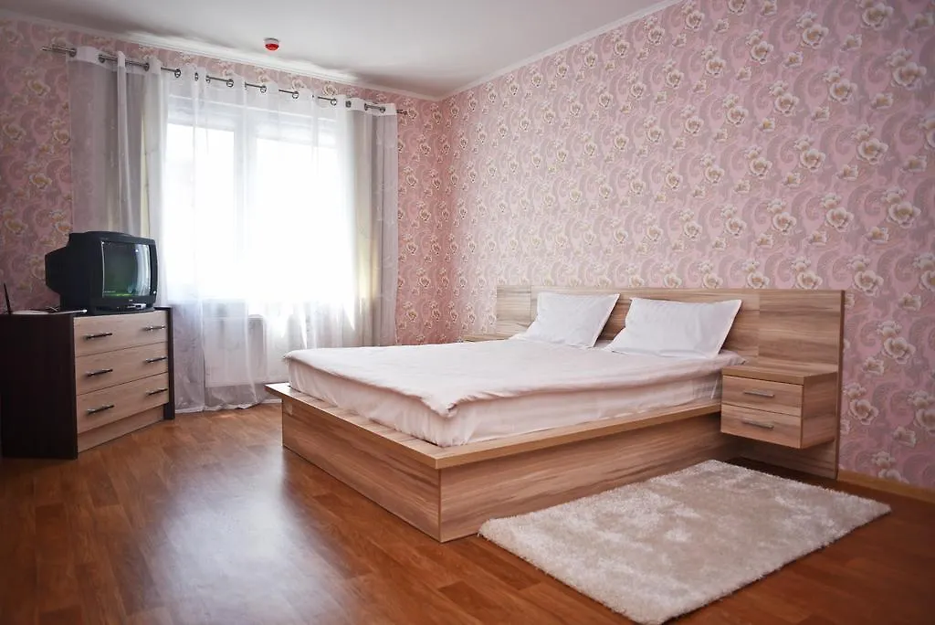 Kiev Sophii Rusovoi Apartment