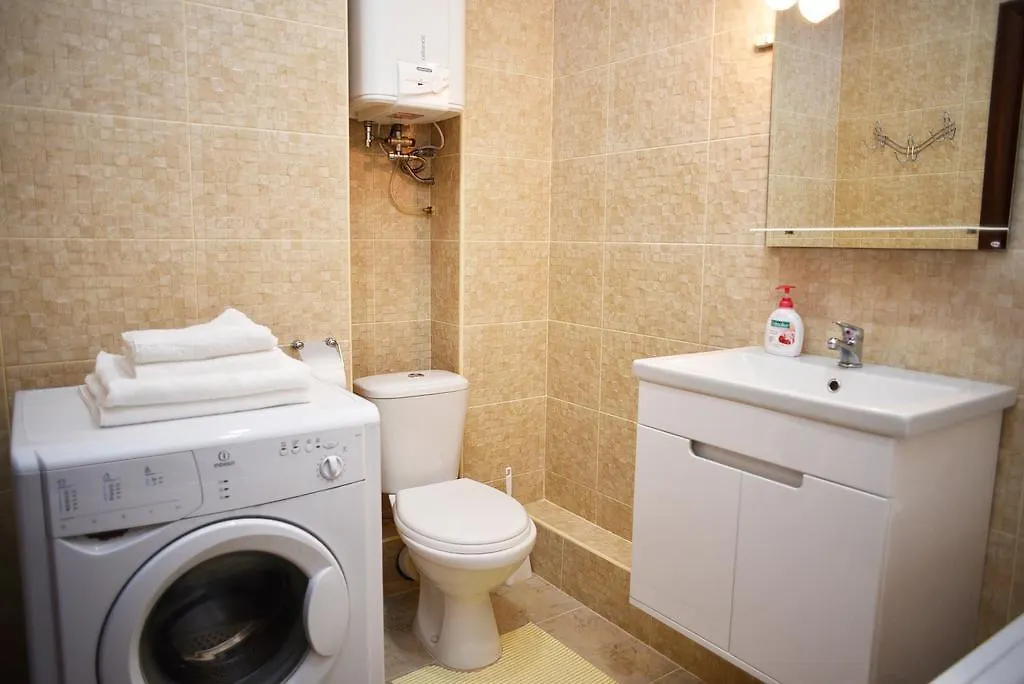 Kiev Sophii Rusovoi Apartment